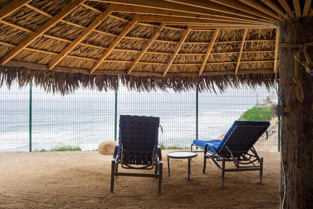 Triton'S Playhouse Beachfront Primo Tapia Luaran gambar